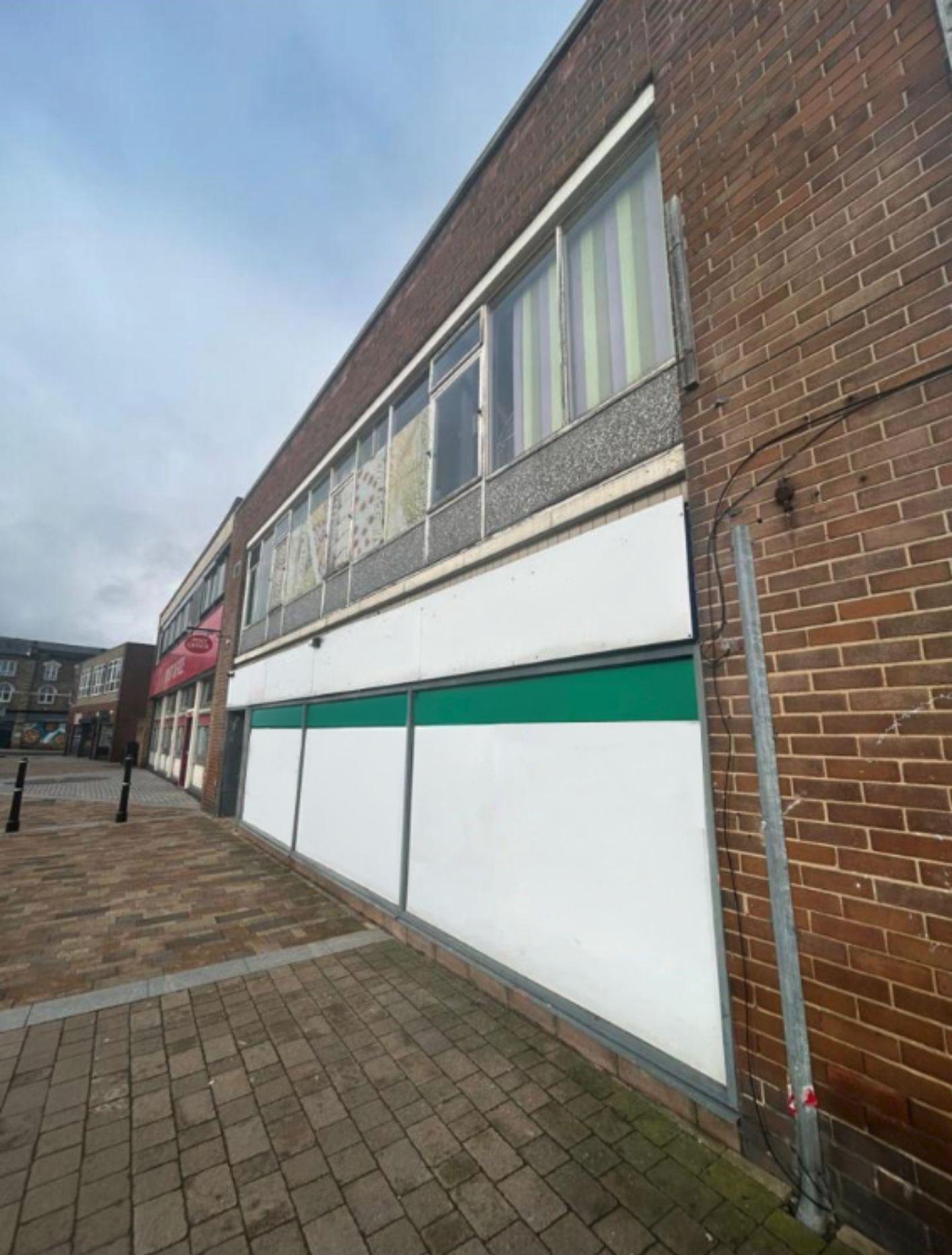 Retail/Shop in Ossett - photo 2